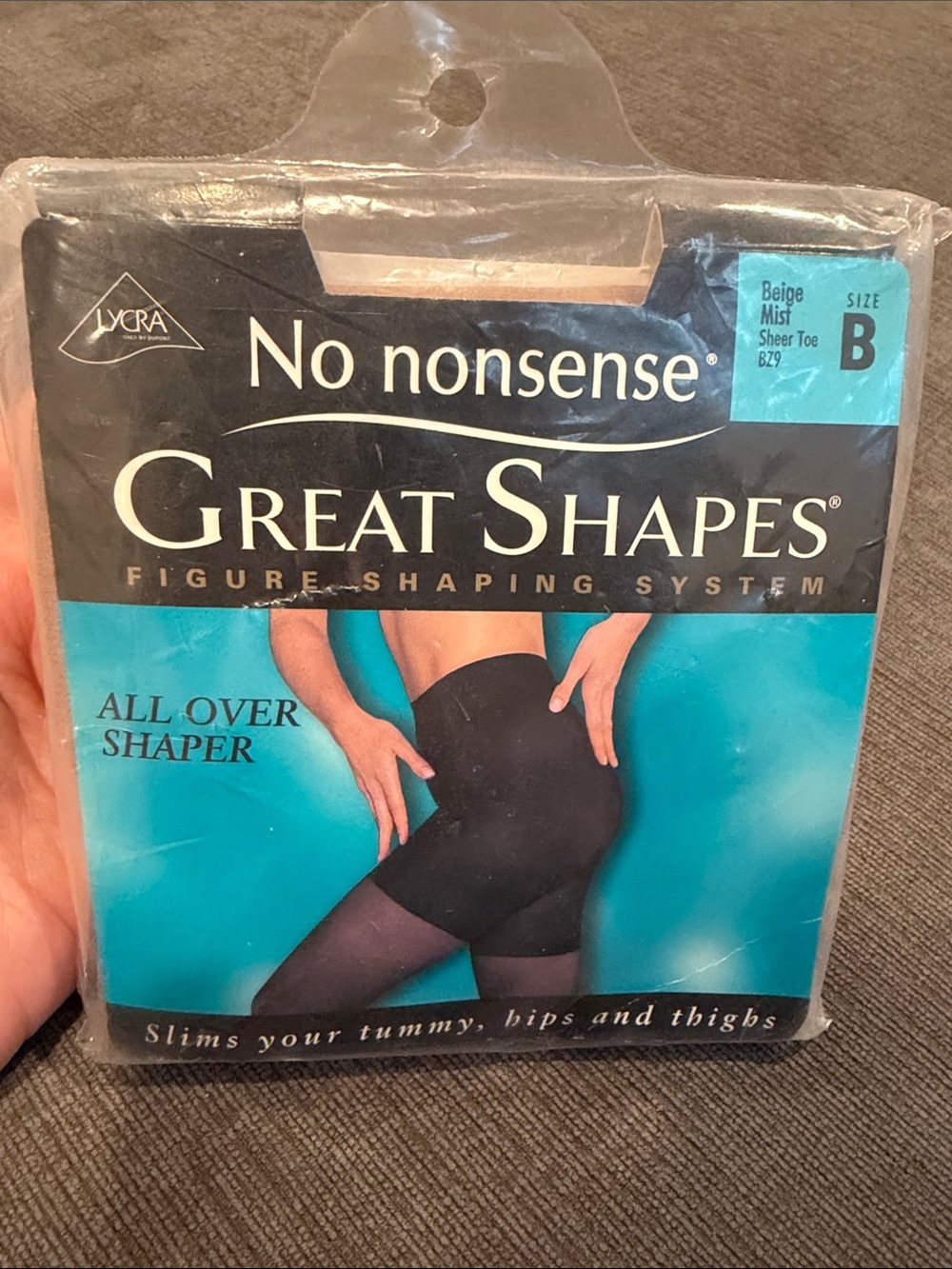 No Nonsense Great Shapes Figure Shaping Pantyhose - Beige Mist - Size B - NWT!